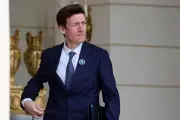 Éducation : le ministre durcit les règles du bac et mise sur le langage