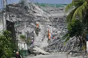 Effondrement d'un immeuble aux Philippines : 4 morts et 17 disparus