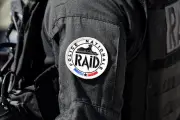 Enquête pour harcèlement sexuel visant le numéro 2 du Raid