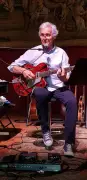 Eric Le Collen : sept guitares de légende en spectacle à Saint-Emilion