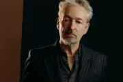 Eric Reinhardt alerte sur les menaces de l'extrême droite contre la culture