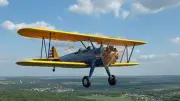 Essonne : un avion de collection s'abîme à l'atterrissage, le pilote léger