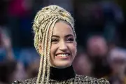 Eurovision 2026 : Monroe, 17 ans, représente la France avec « Regarde ! »