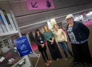 Fabienne Marcot, première bibliothécaire sourde à Bordeaux-Mériadeck