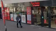 Fermeture d'un Auchan à Paris pour infestation massive de rats