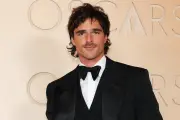 Festival de Cannes 2026 : Jacob Elordi évincé du jury pour une blessure au pied