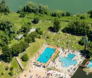 Fin d'une époque : la piscine emblématique du Château d'Allot démolie