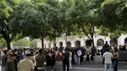 Foule immense aux arènes de Nîmes pour le DJ Black Coffee