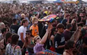 Free party à Bourges : 17 000 teufeurs encore présents ce dimanche matin