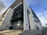 Gale en rétention : cellule indigne, référé rejeté à Bordeaux
