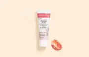 Gommage visage Aroma-Zone : l'avis des testeurs sur ce soin à 6,95 €