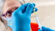 Guerre au Moyen-Orient : les hôpitaux français menacés de pénurie de matériel médical