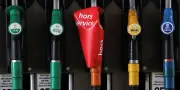 Indemnité carburant de 100 euros : les grands rouleurs peuvent en bénéficier