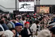 Interdire les banquets du canon français : une mauvaise idée