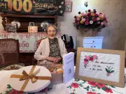 Jacqueline Reveillas, centenaire et mémoire vivante de Saint-Astier, honorée par la ville