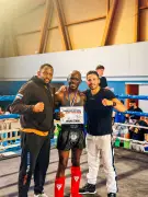 Jeffrey Moumboghou, champion de France de boxe thaï à Créteil