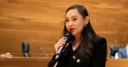 La maire d'Arcadia plaide coupable d'espionnage pour la Chine