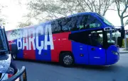 Le Barça peut être champion, ses supporters caillassent son bus