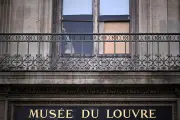 Le casse du Louvre : Duchesse humiliée par Doudou Cross Bitume