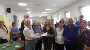 Le club de bridge de Castries remet 1 500 € au CCAS pour l'épicerie solidaire