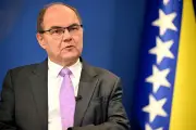 Le haut représentant en Bosnie annonce sa démission