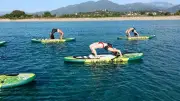Le yoga-paddle débarque sur les plans d'eau du Gard