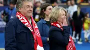 Lens-Nice : les parents de Christophe Gleizes donnent le coup d'envoi