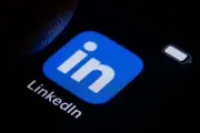 LinkedIn visé par une plainte pour vente de données utilisateurs