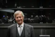 L'oligopole Bolloré : un cas d'école de concentrations économiques au service d'un projet politique