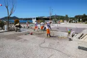 Marché d'Agay maintenu à la base nautique : une décision qui divise