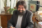 Marek Halter présente « Le Juif » à Hyères : un roman miroir de l'Histoire