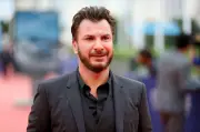 Michaël Youn victime d'un home-jacking à Eguilles, un butin de 100 000 euros