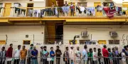 Émirats : des milliers de travailleurs pakistanais expulsés, traités comme des criminels