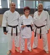 Mireille, 82 ans, décroche sa ceinture noire de karaté à Saint-Sever