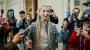 Monroe, 17 ans, représentante française à l'Eurovision 2026 : « Je n'ai pas le temps de regarder les pronostics »