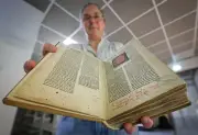 Mont-de-Marsan : un incunable de 1486 exposé pour la première fois