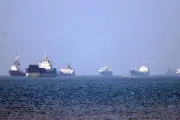 Navire frappé par un projectile inconnu au large du Qatar : tensions iraniennes