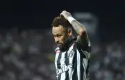 Neymar marque et s'excuse après avoir giflé un coéquipier