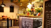 Nouvelle auberge à Nant : cuisine traditionnelle sous les halles
