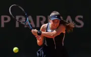 Panneaux publicitaires de Roland-Garros : polémique après une blessure
