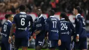 Paris FC surprend le PSG dans un derby parisien mémorable