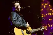 Patrick Bruel se retire des Enfoirés pour ne pas mettre l'association dans l'embarras