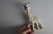 Perquisition chez Vulli : Sophie la Girafe fabriquée en Chine ?