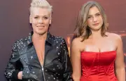 Pink déménage à New York pour soutenir sa fille Willow Sage Hart, 14 ans, à Broadway