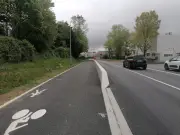 Piste cyclable à Saintes : une cohabitation délicate entre vélos et voitures