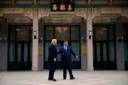 À Pékin, Trump vante des accords commerciaux « fantastiques » avec Xi