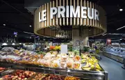 Plastique en supermarchés : le vrac recule, les bouteilles d'eau en tête