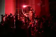 PSG sacré en Ligue 1 : 780 interpellations, retour des joueurs attendu à Paris