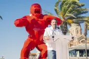Richard Orlinski oublie sa voiture à l'aéroport pendant neuf mois et reçoit une facture de 9.000 euros