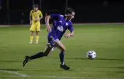 Rochefort écrase Neuville 12-1 et garde espoir pour le maintien
